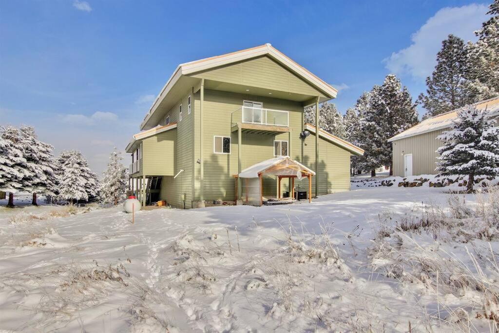 Вилла Cascade Lake House - Year Round Fun Sleeps 18 Экстерьер фото